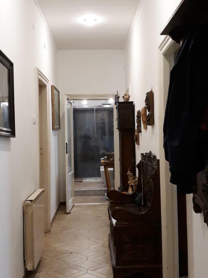 Sculptor House Apartment ลาสเปเซีย ภายนอก รูปภาพ