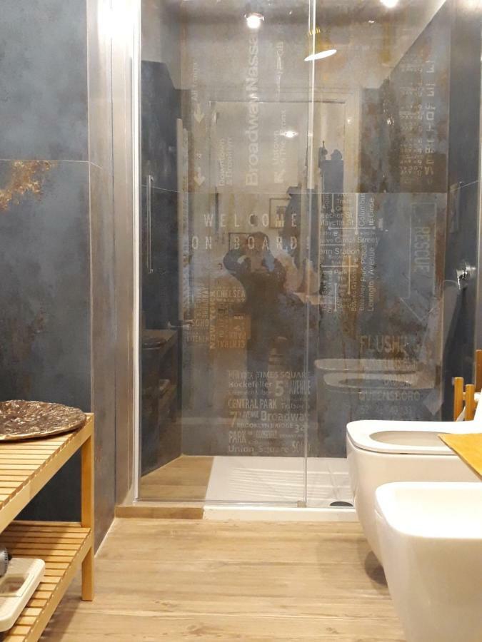 Sculptor House Apartment ลาสเปเซีย ภายนอก รูปภาพ