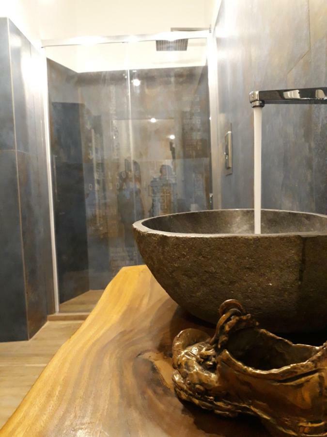 Sculptor House Apartment ลาสเปเซีย ภายนอก รูปภาพ